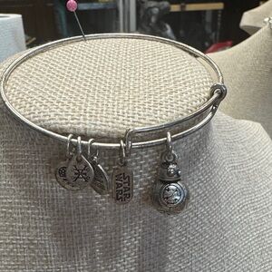 Alex and Ani Silver BB-8 Star Wars/Disney Charm Bracelet